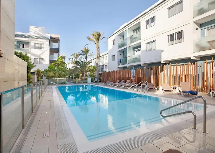 Bristol Lagoon Retreat